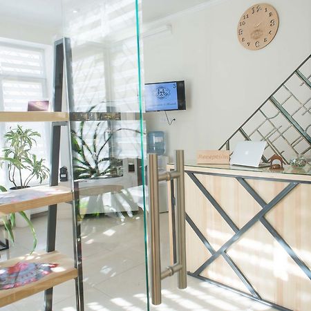 A&A Hostelリヴィウ エクステリア 写真